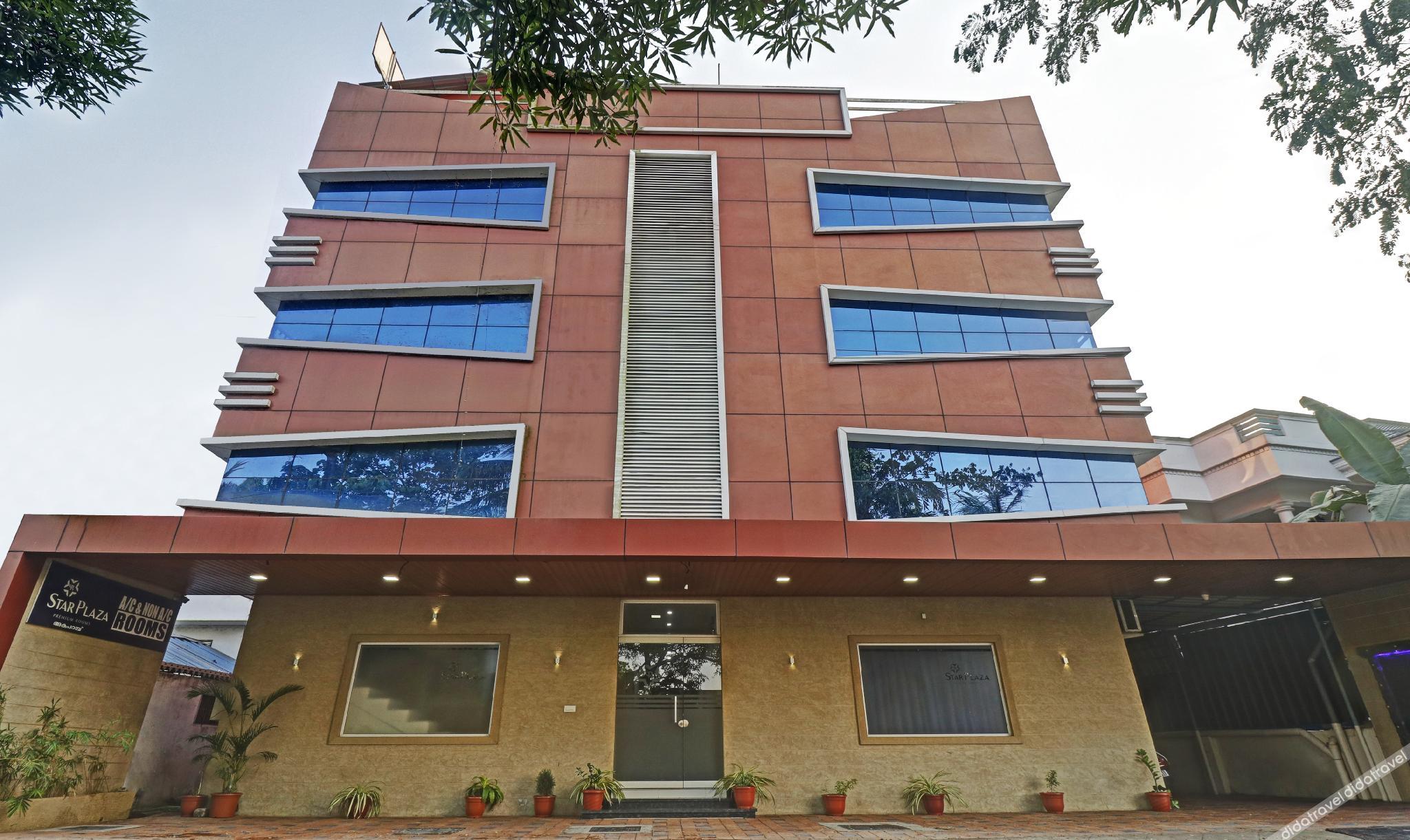 Treebo Thoduvas Star Plaza Cochin Airport 3*