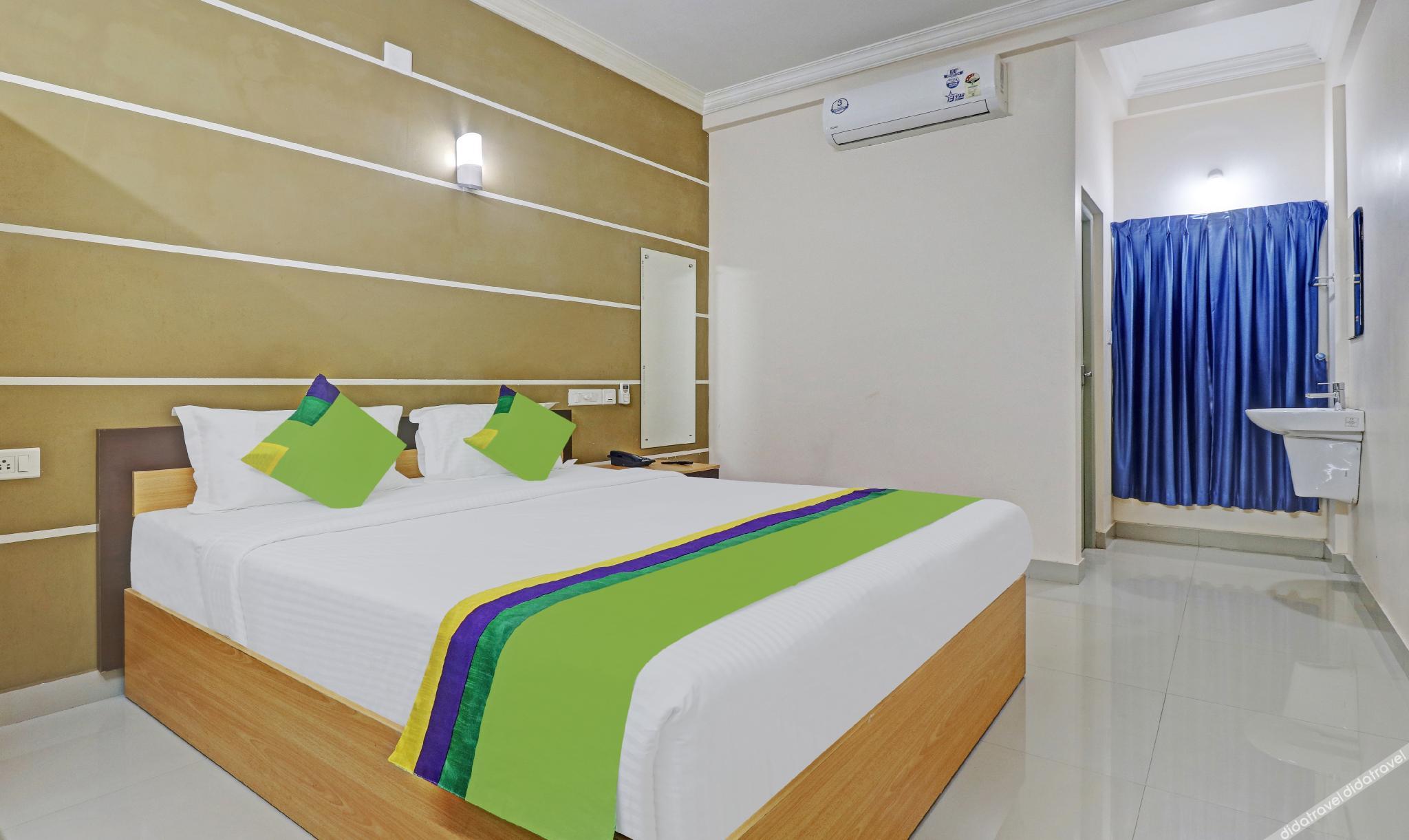 Treebo Thoduvas Star Plaza Cochin Airport 3*