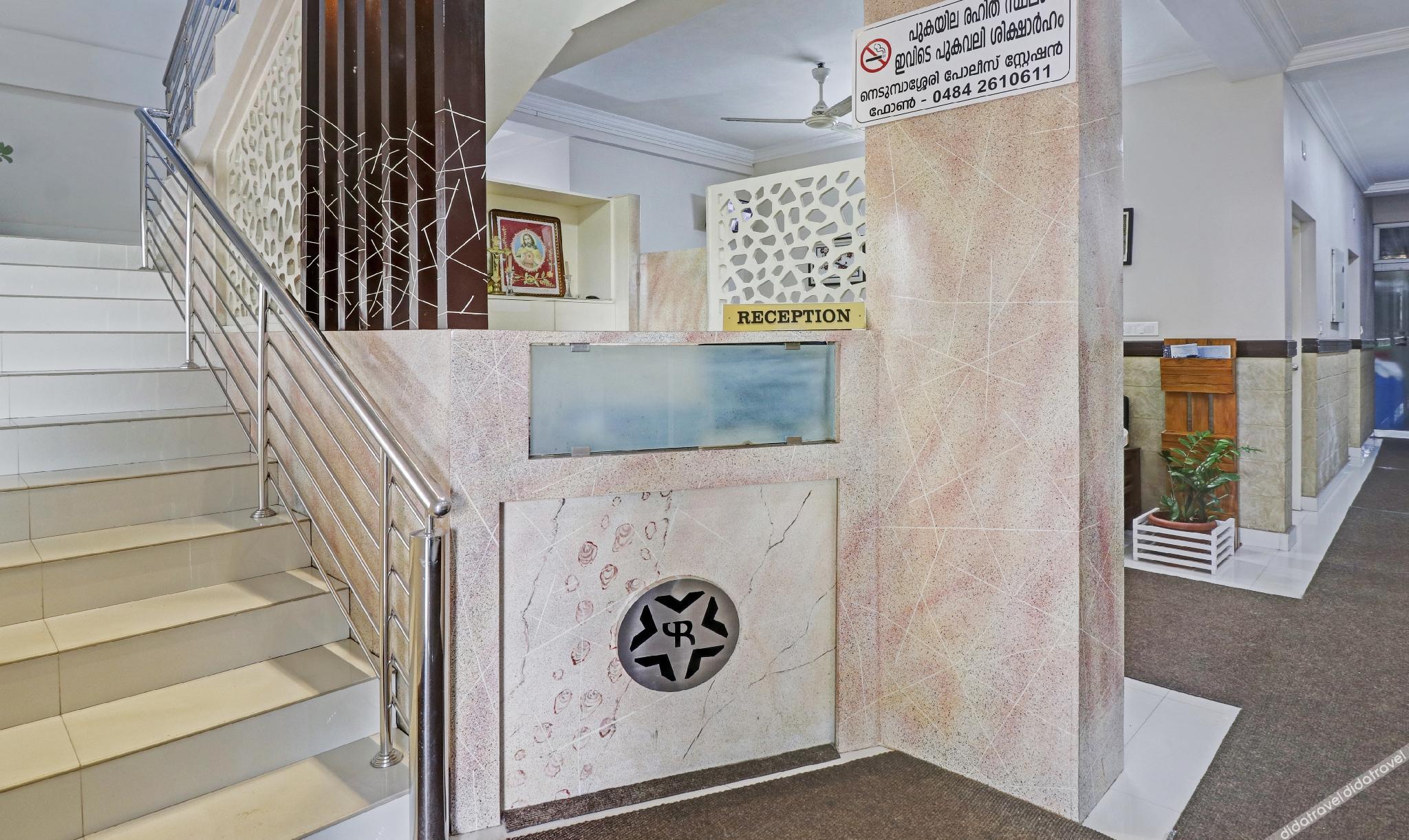 Treebo Thoduvas Star Plaza Cochin Airport 3*