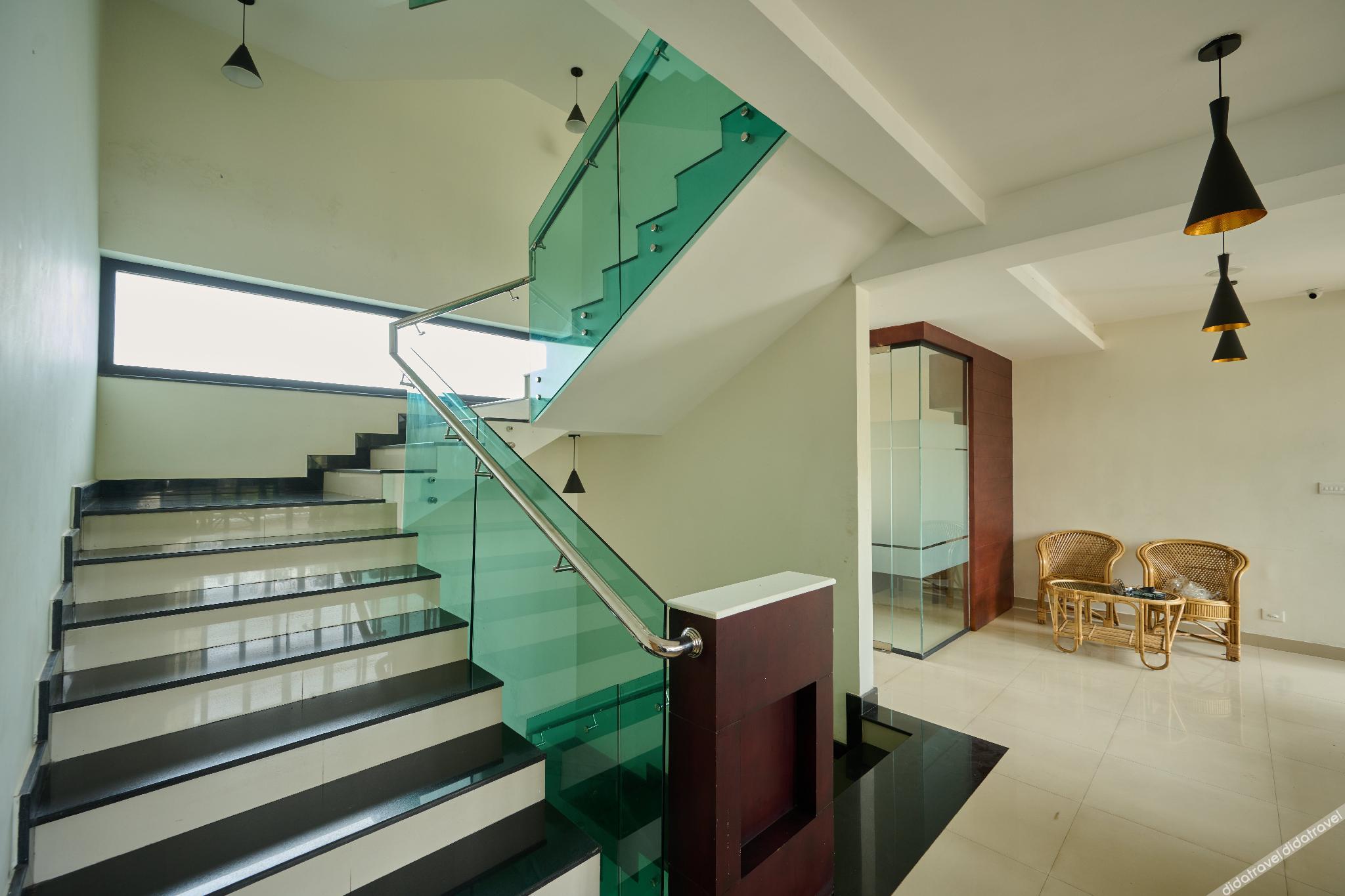 Thekkady Gavi Suites 2*