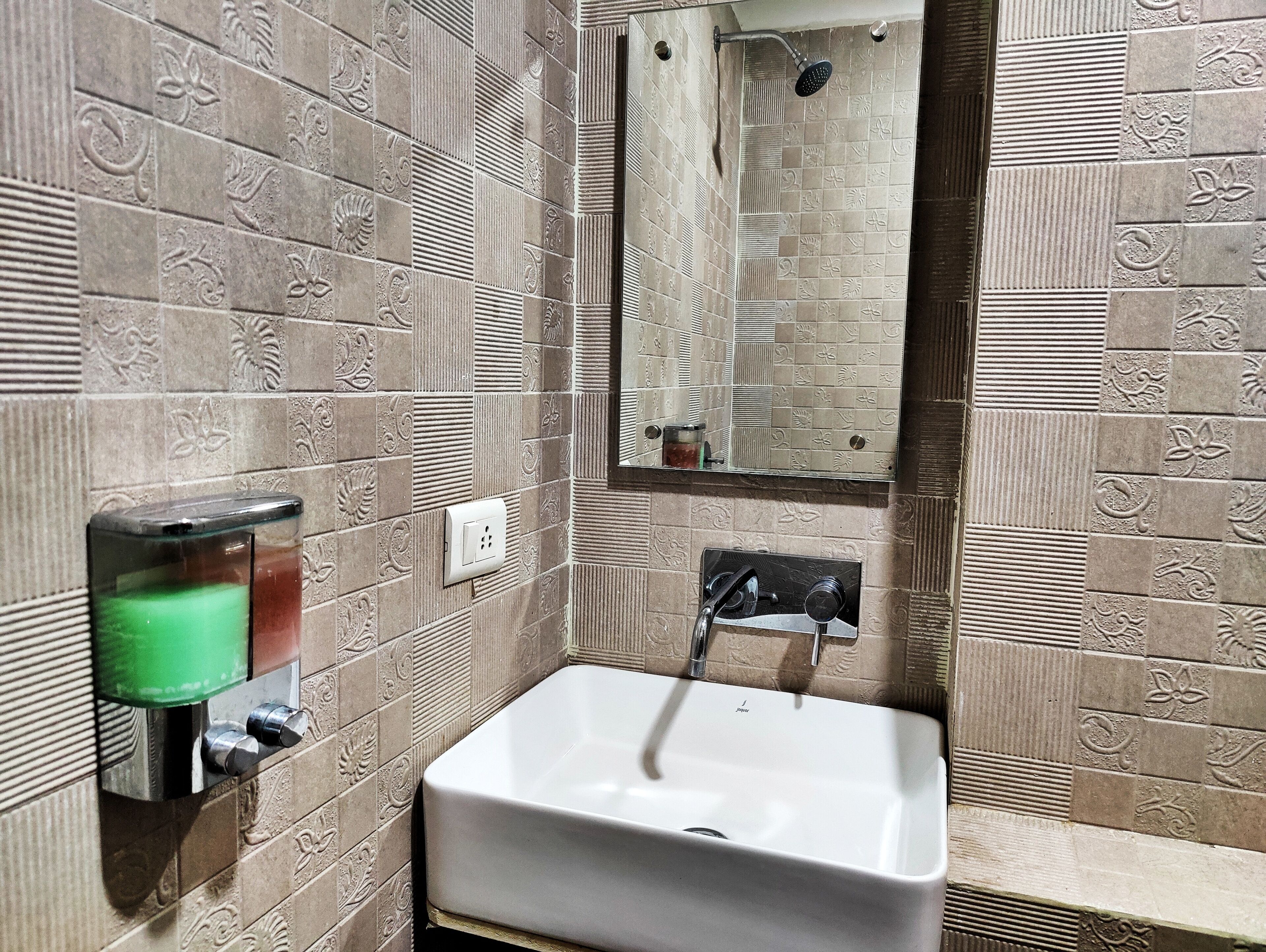 Hotel 21 Chandigarh 3*