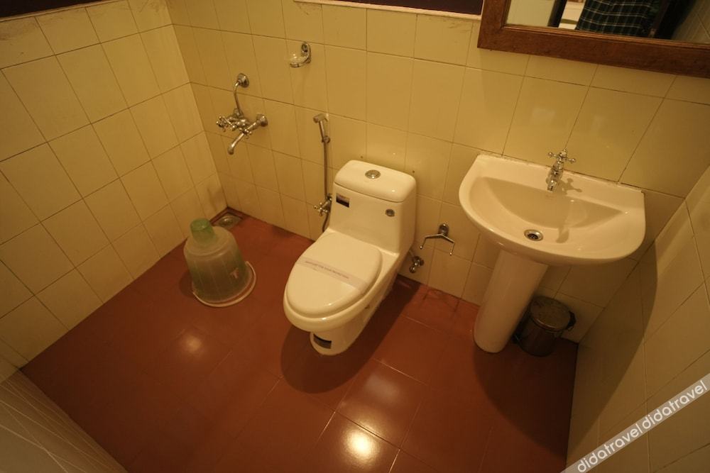 Adrak Summer Sand Hill Resort Vagamon 3*
