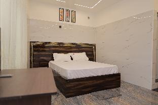 HOTEL CYRIL 2*