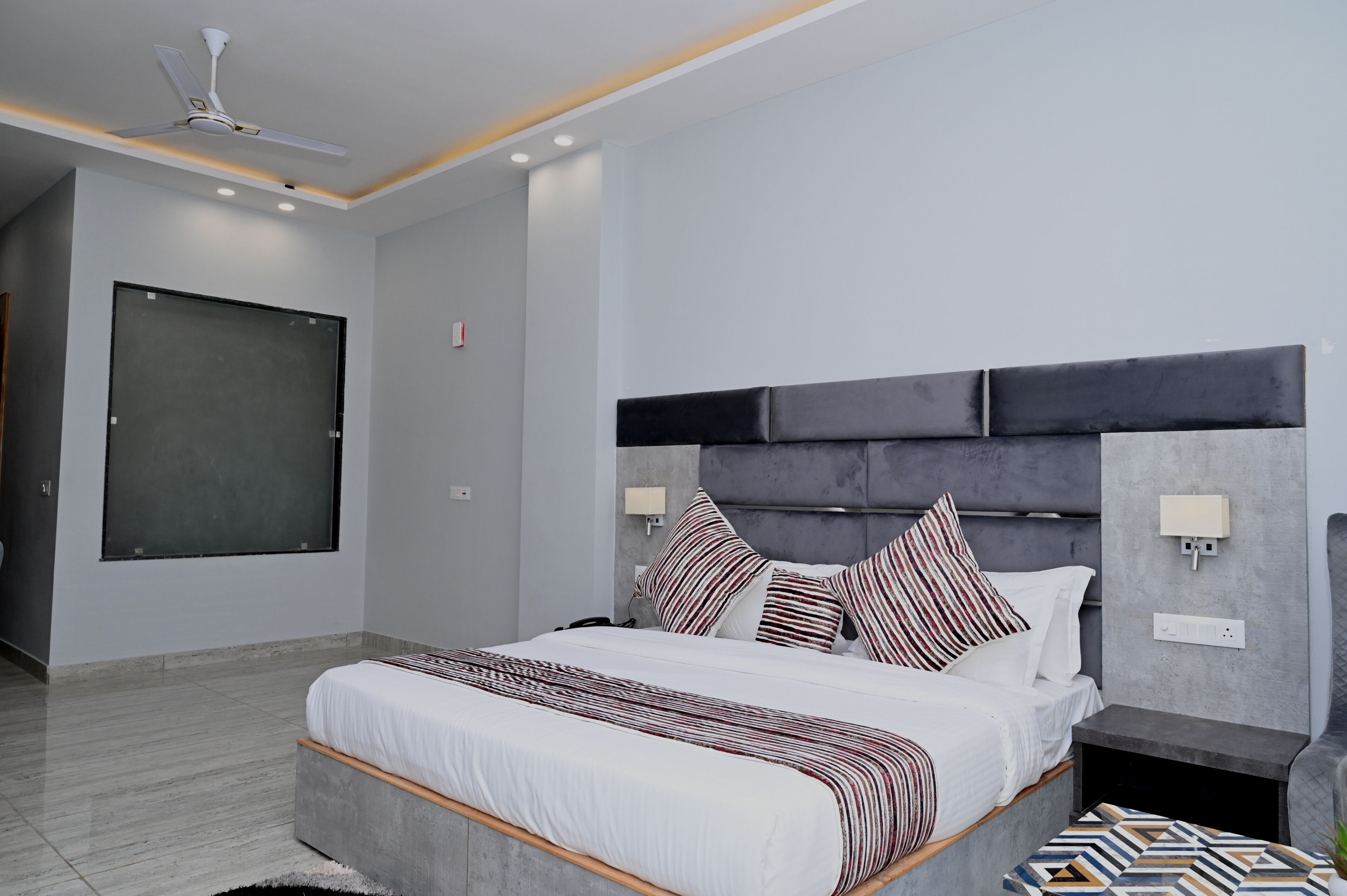 Hotel Vasdaa Grand 3*
