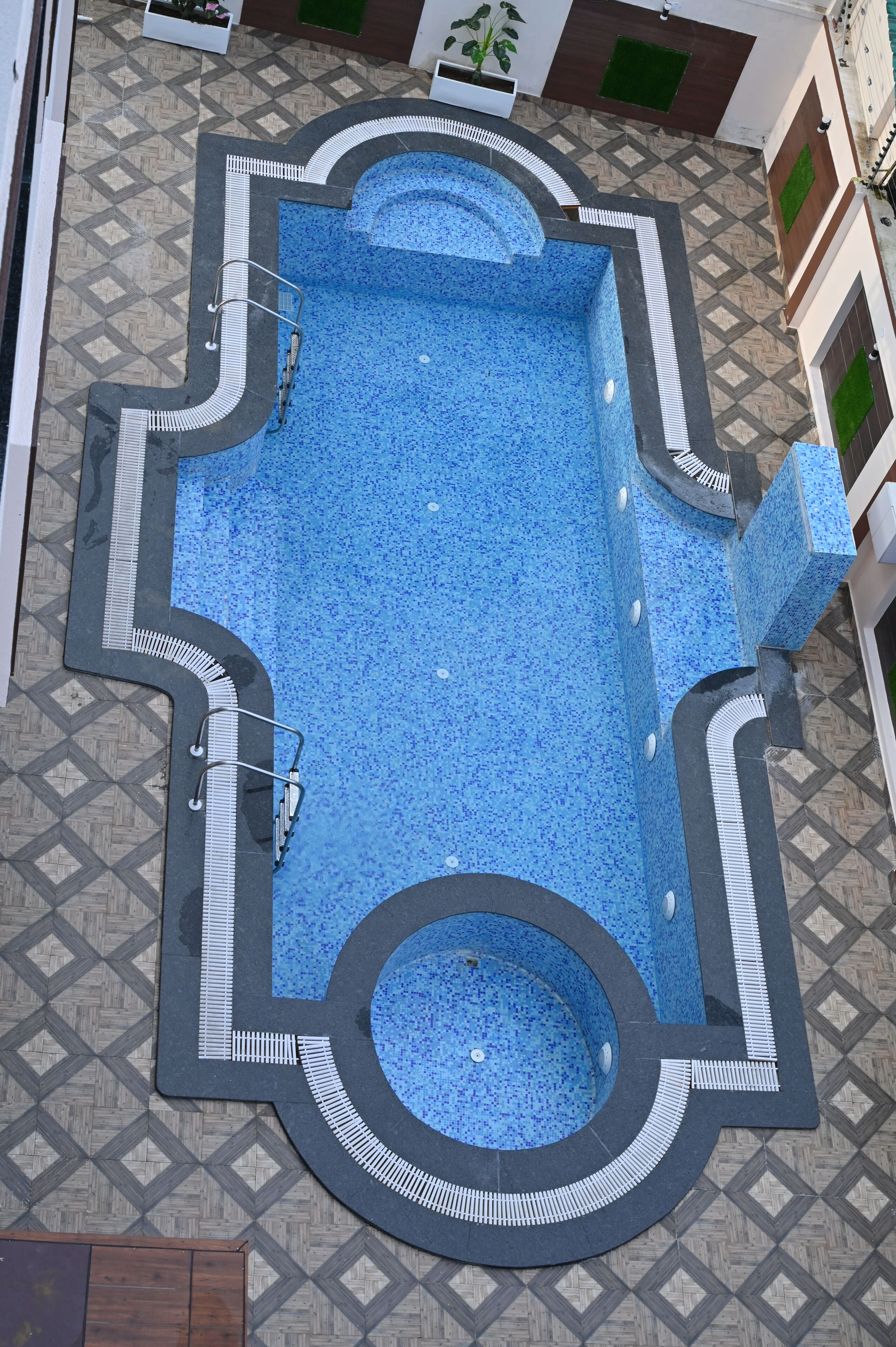 Hotel Vasdaa Grand 3*