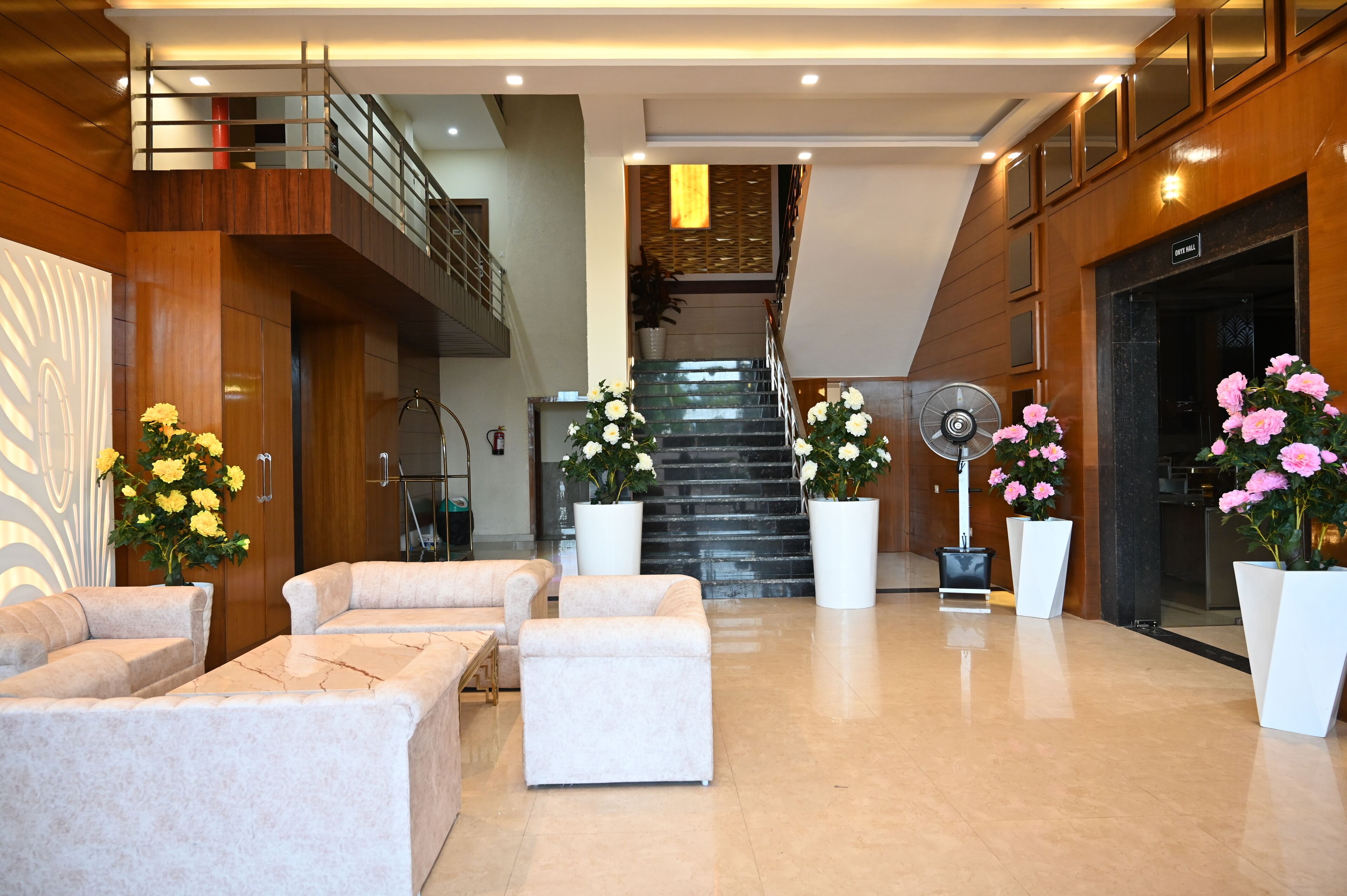Hotel Vasdaa Grand 3*