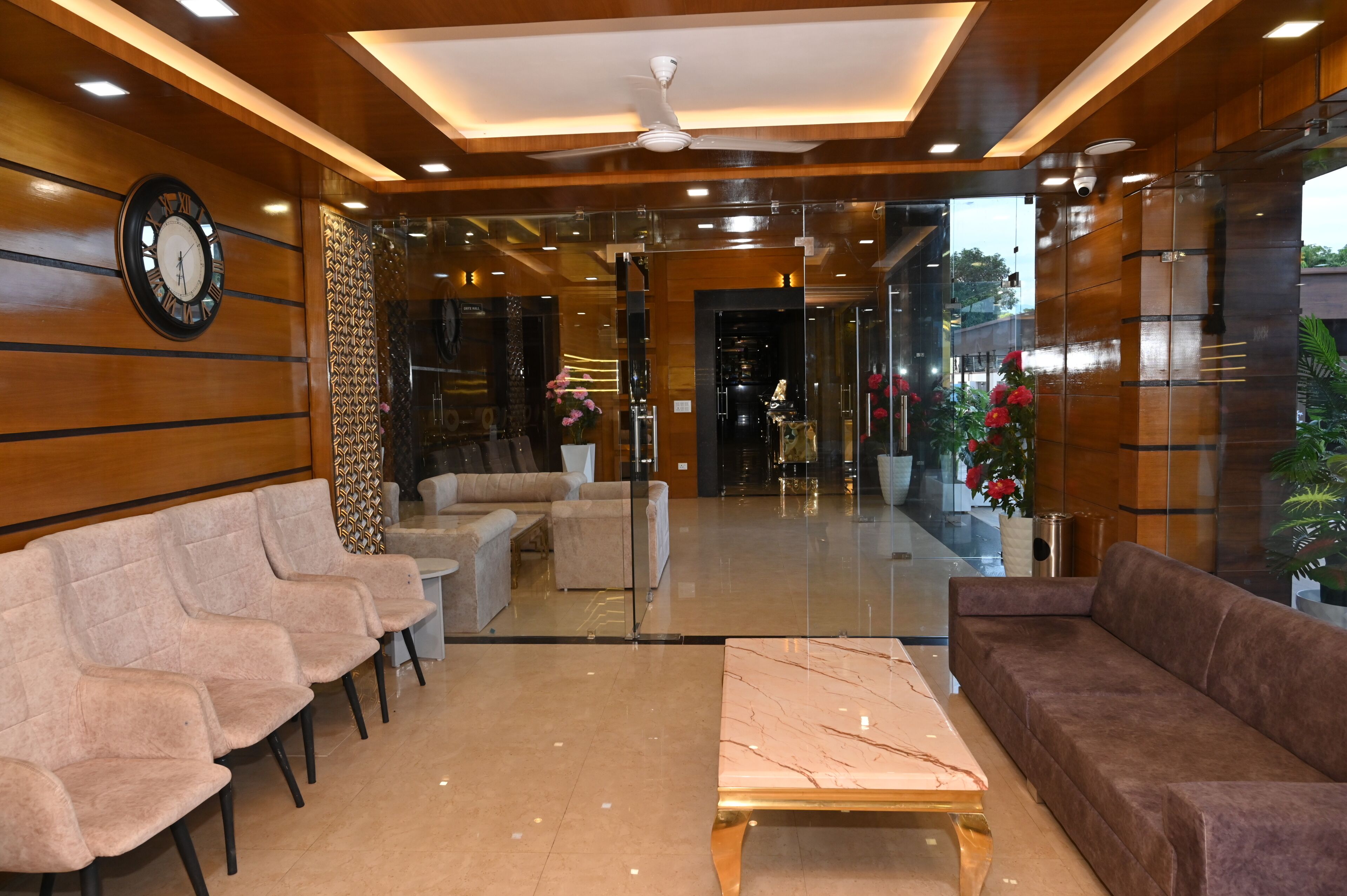 Hotel Vasdaa Grand 3*