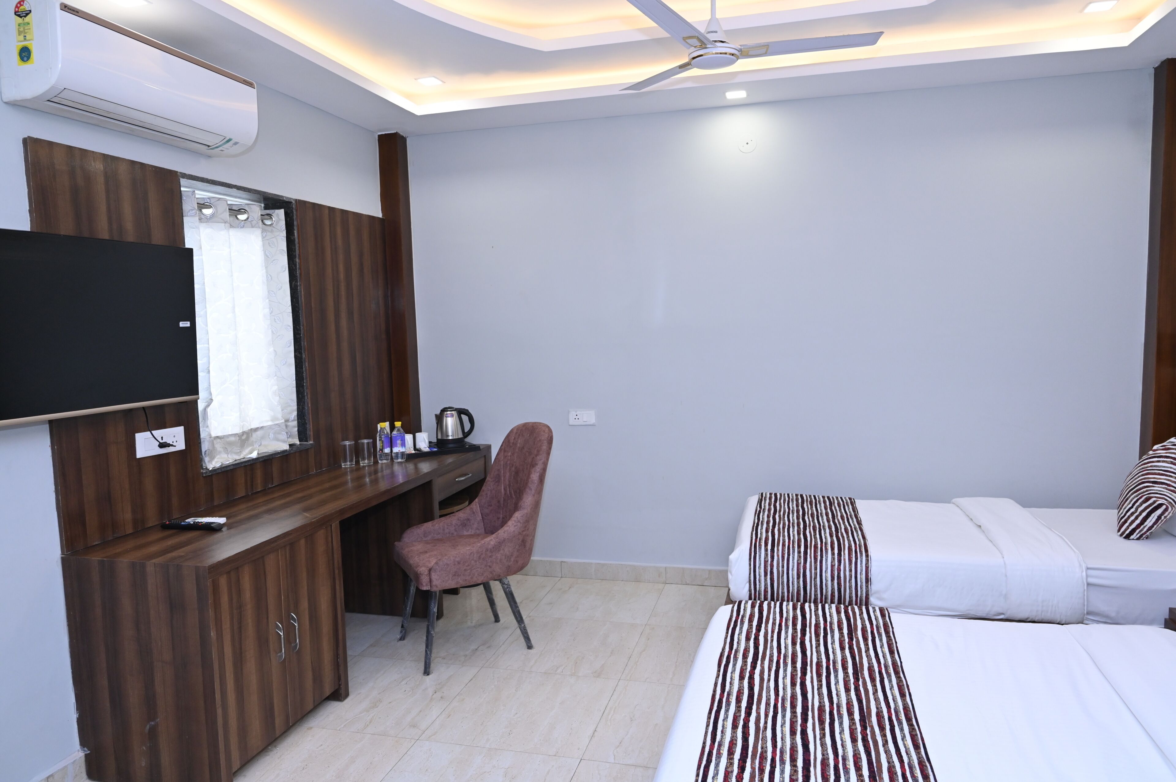 Hotel Vasdaa Grand 3*