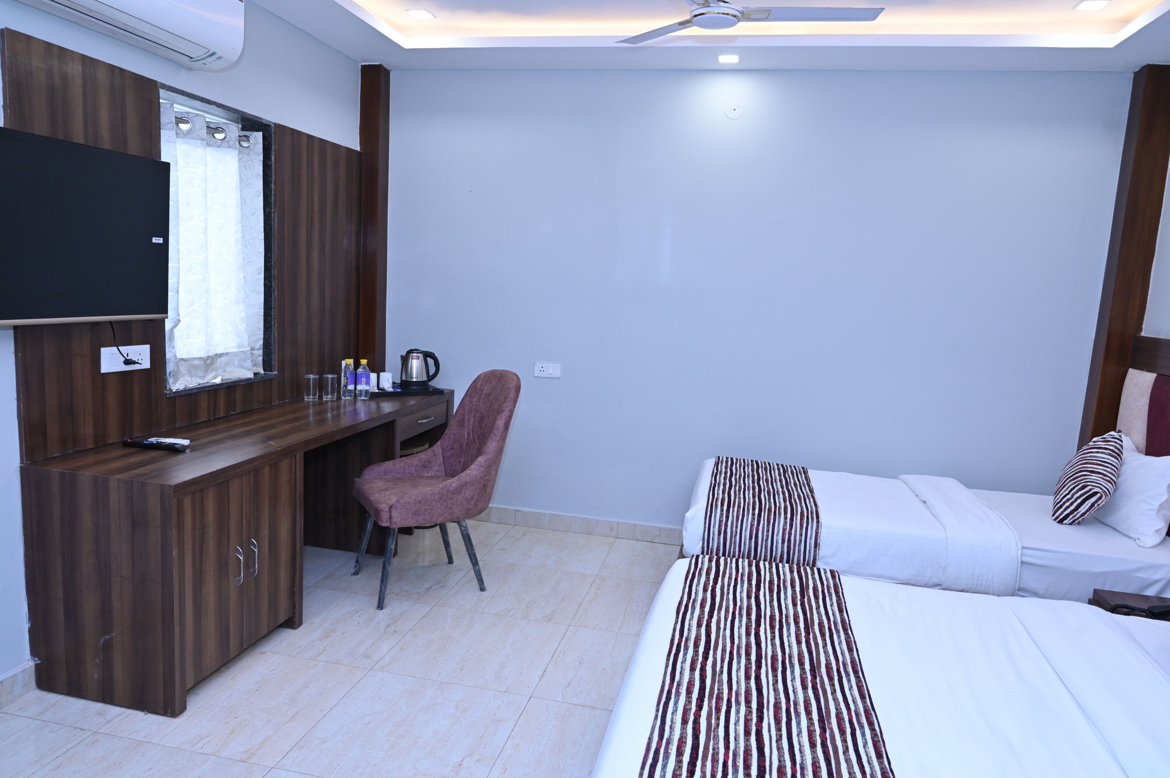 Hotel Vasdaa Grand 3*