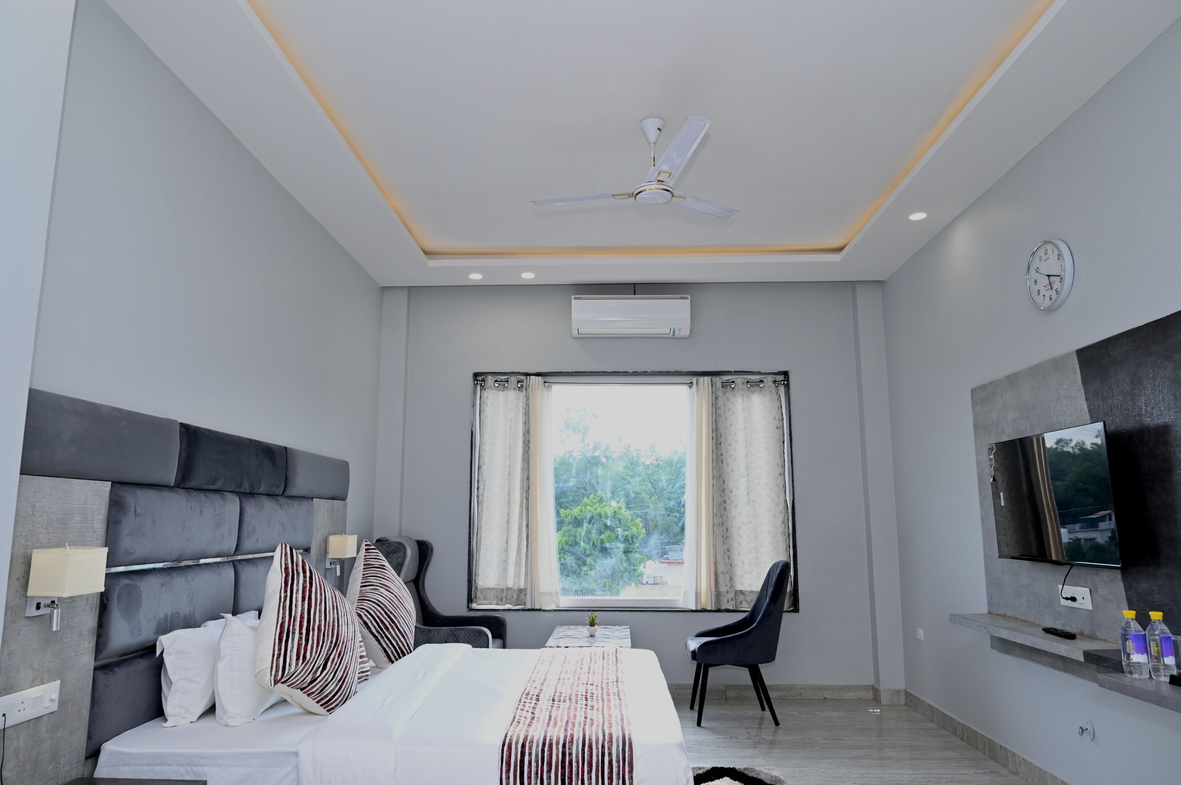 Hotel Vasdaa Grand 3*