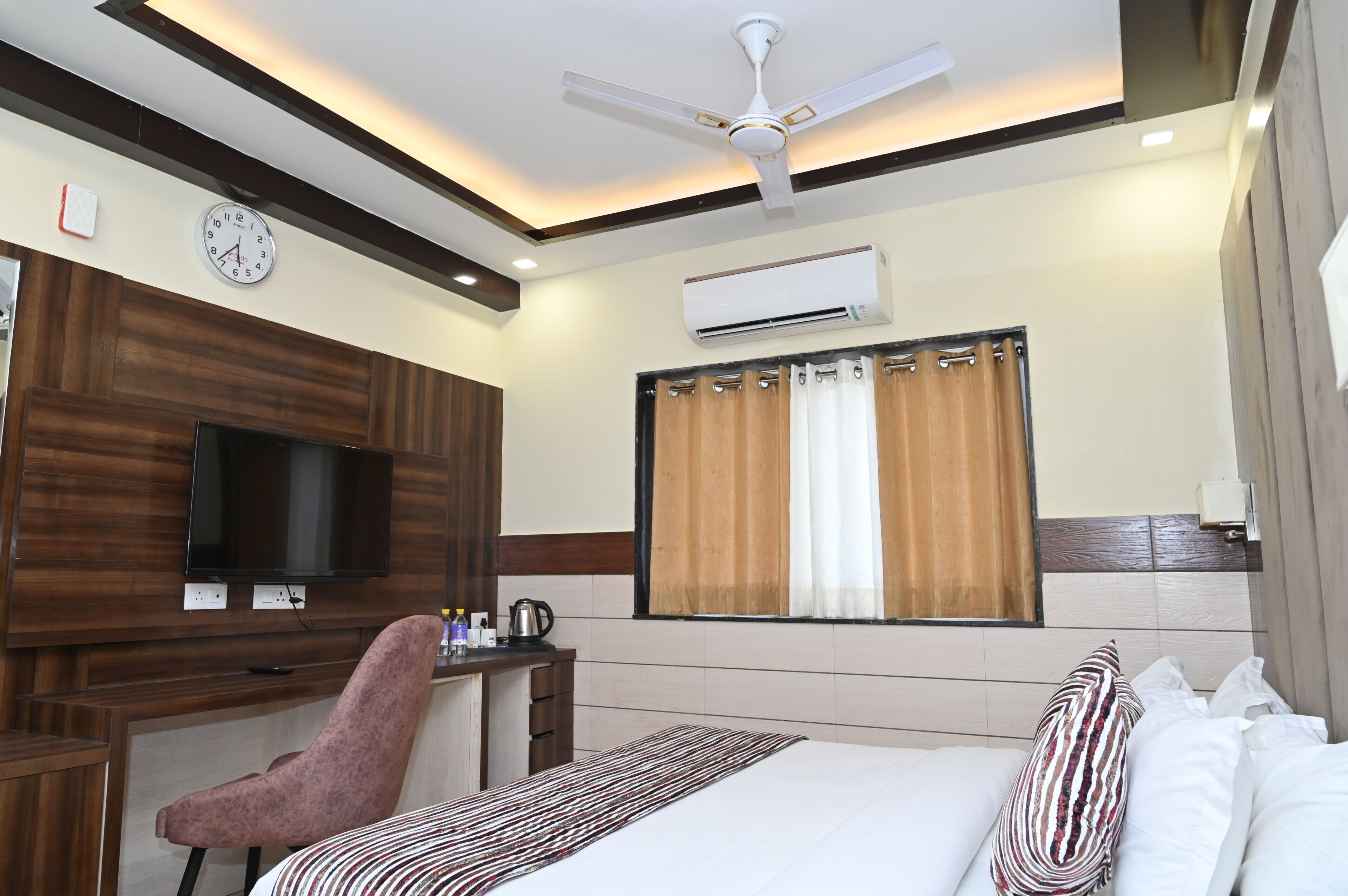 Hotel Vasdaa Grand 3*