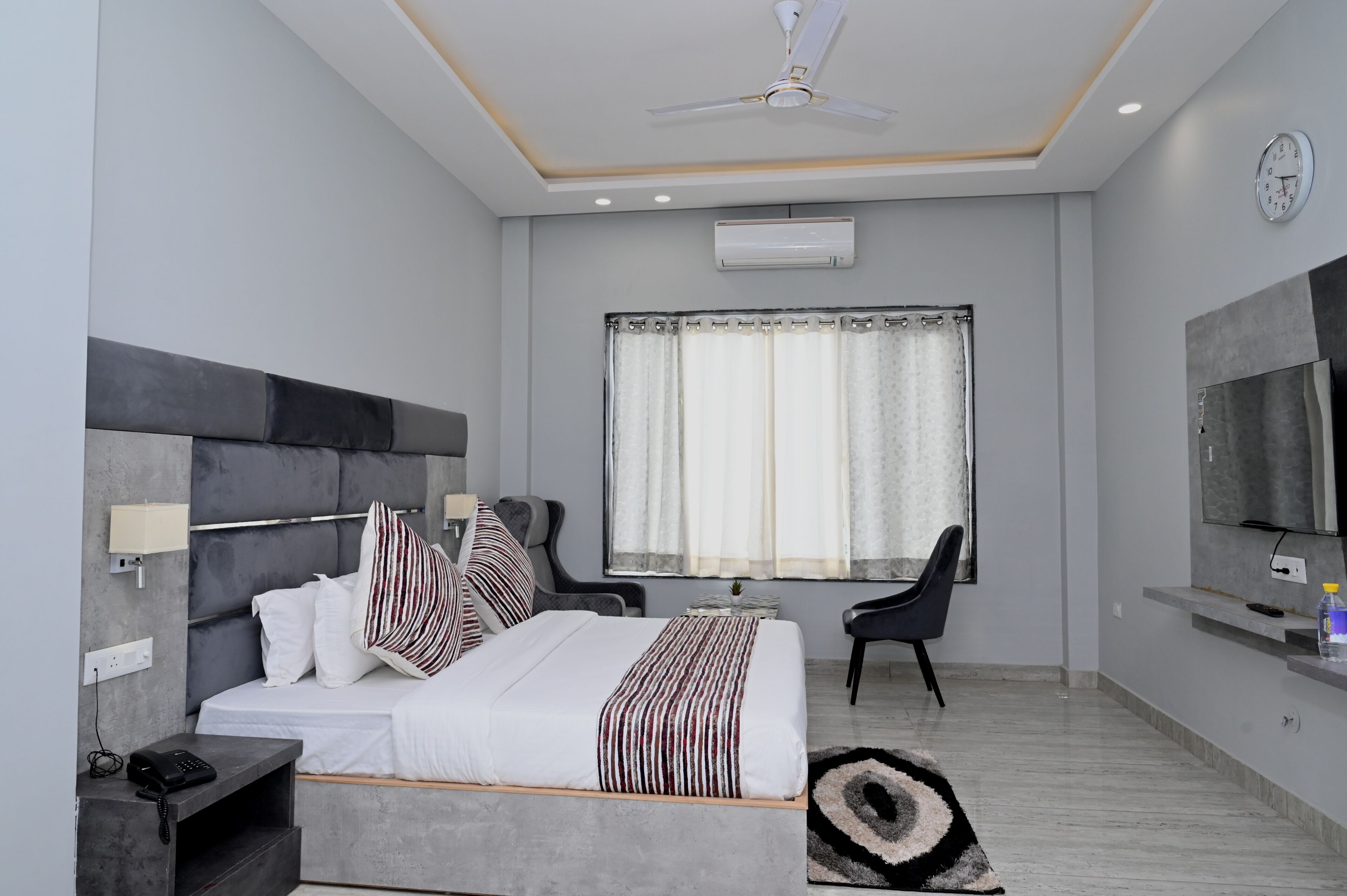 Hotel Vasdaa Grand 3*
