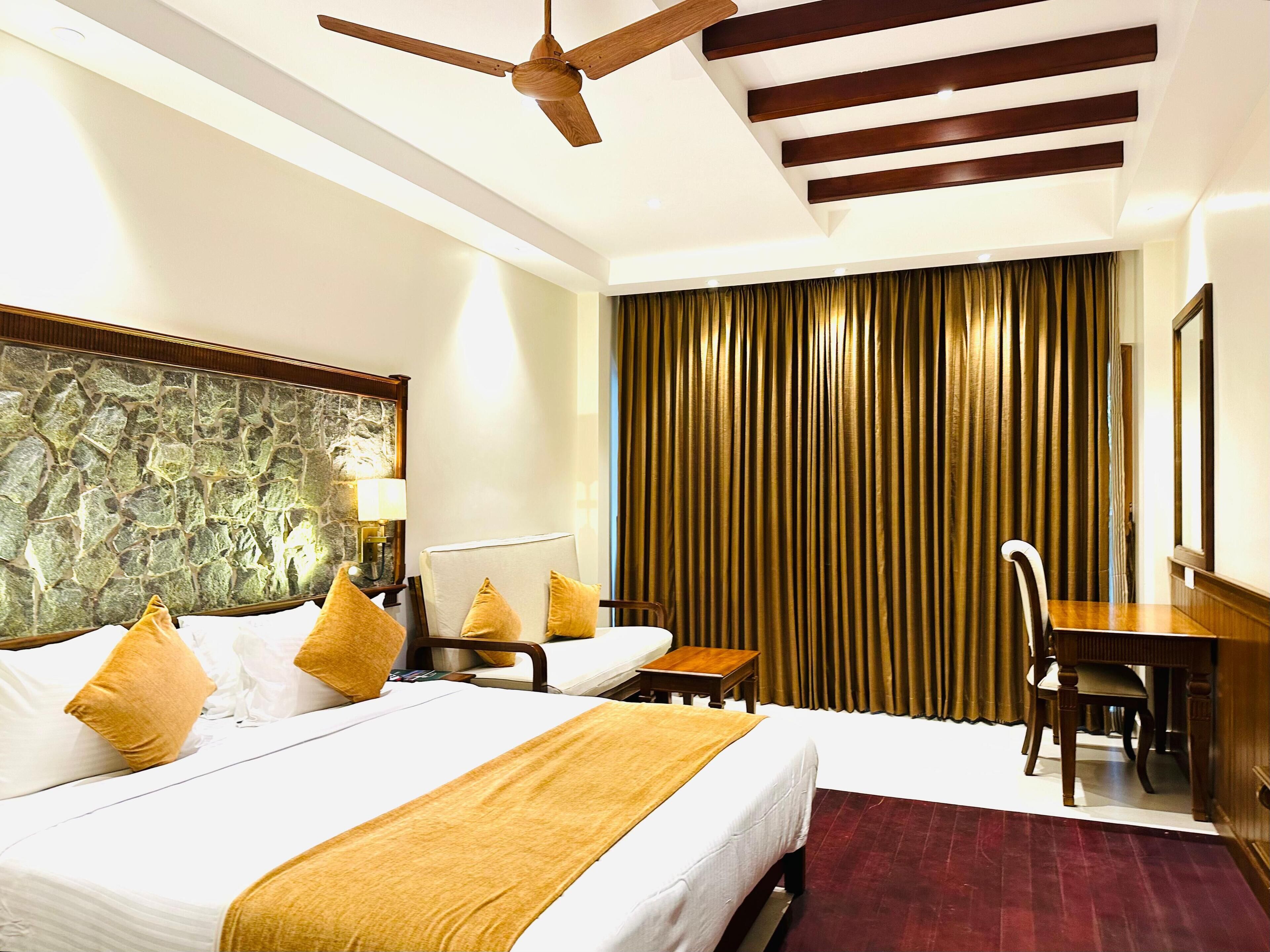 LE MONTFORT RESORT 4*