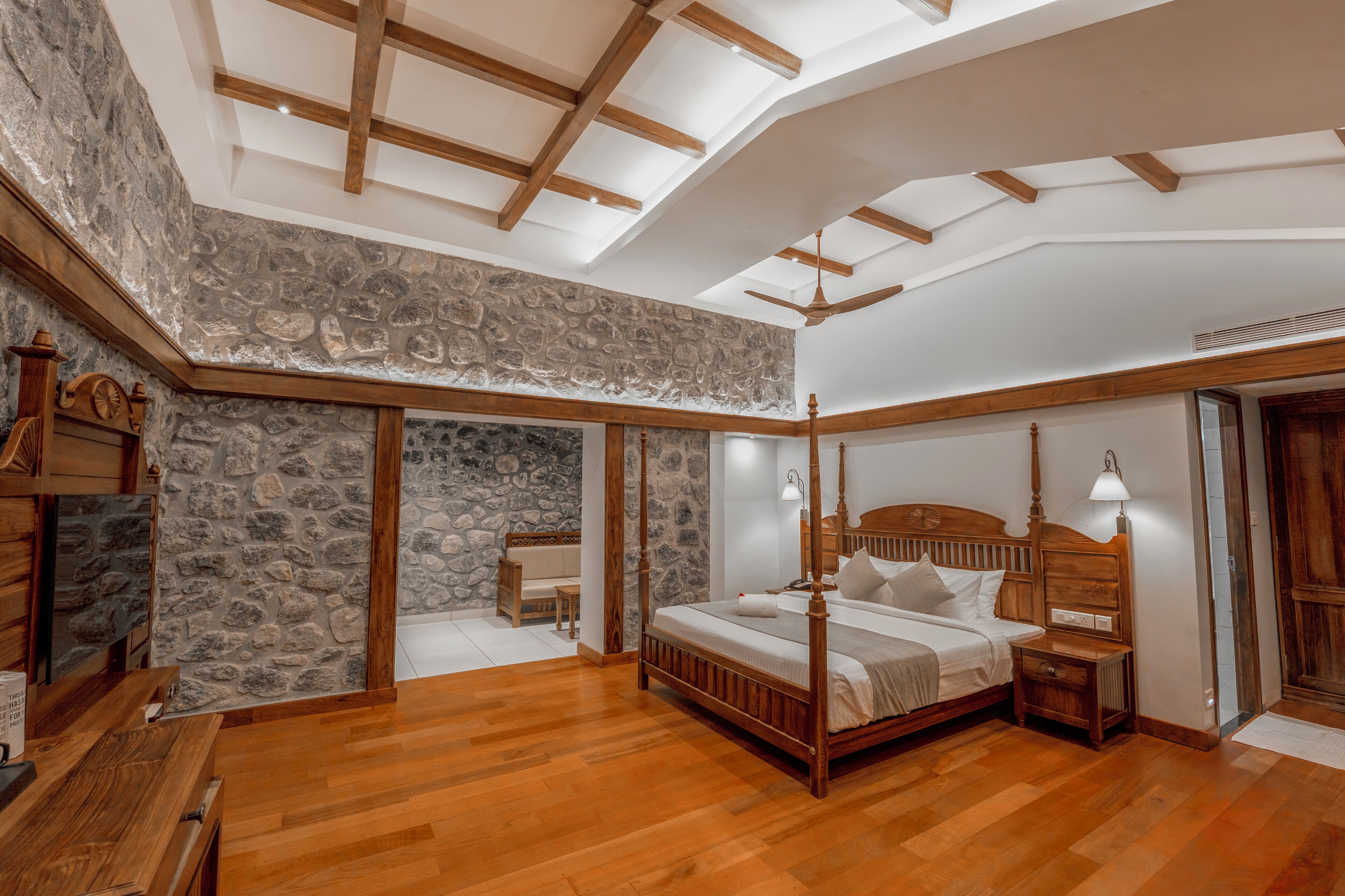 LE MONTFORT RESORT 4*