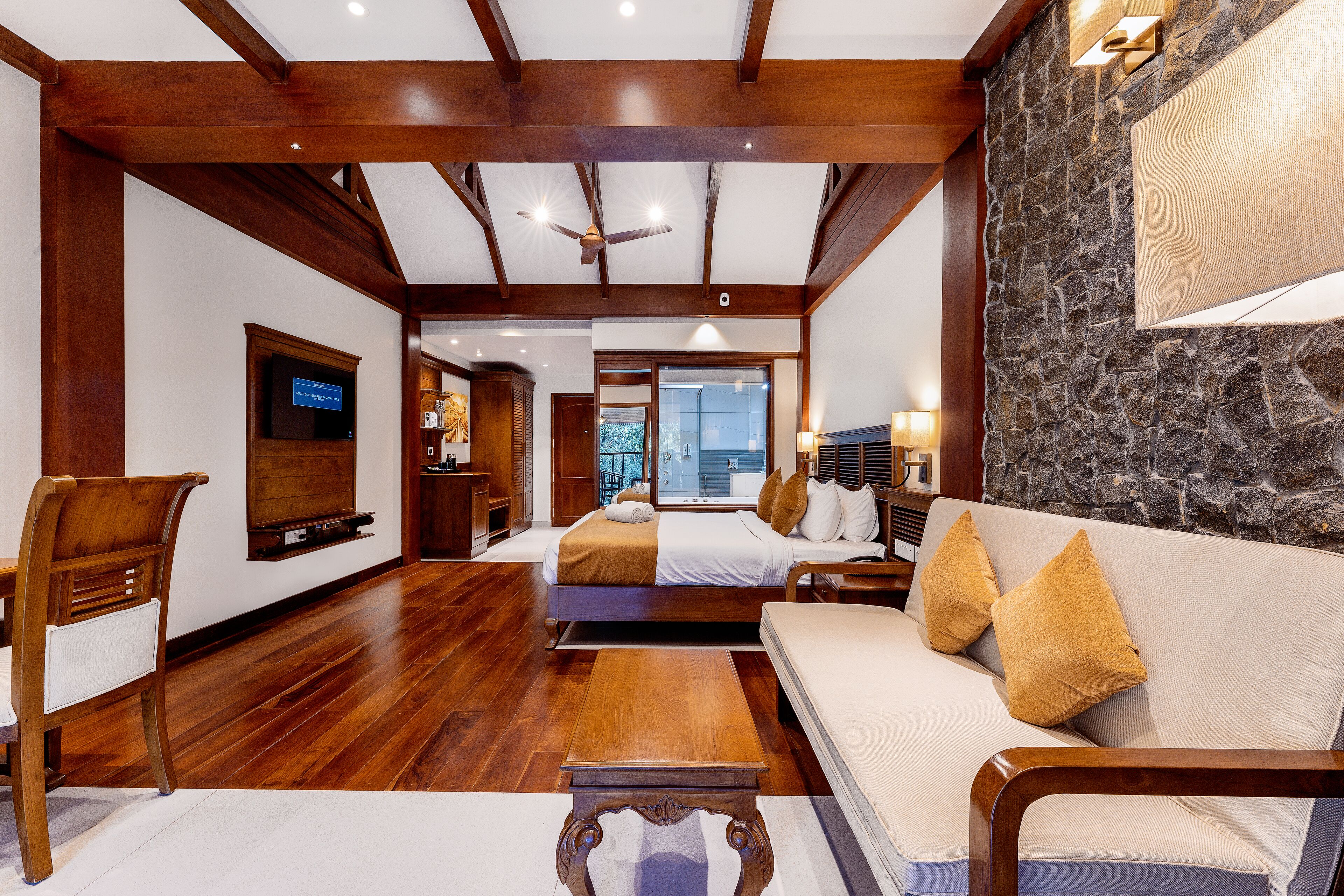 LE MONTFORT RESORT 4*