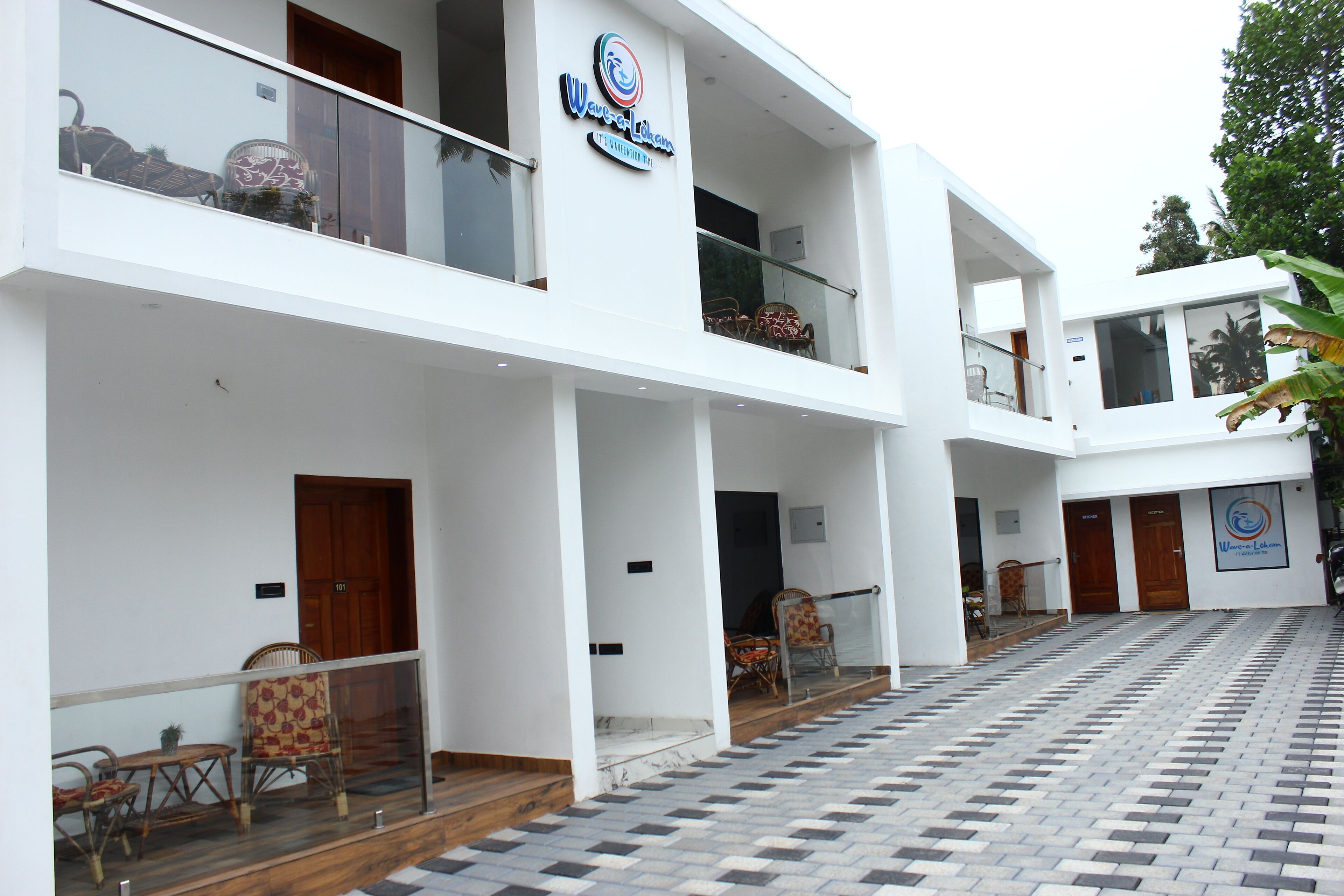 Wavealokam Beach Retreat 3*