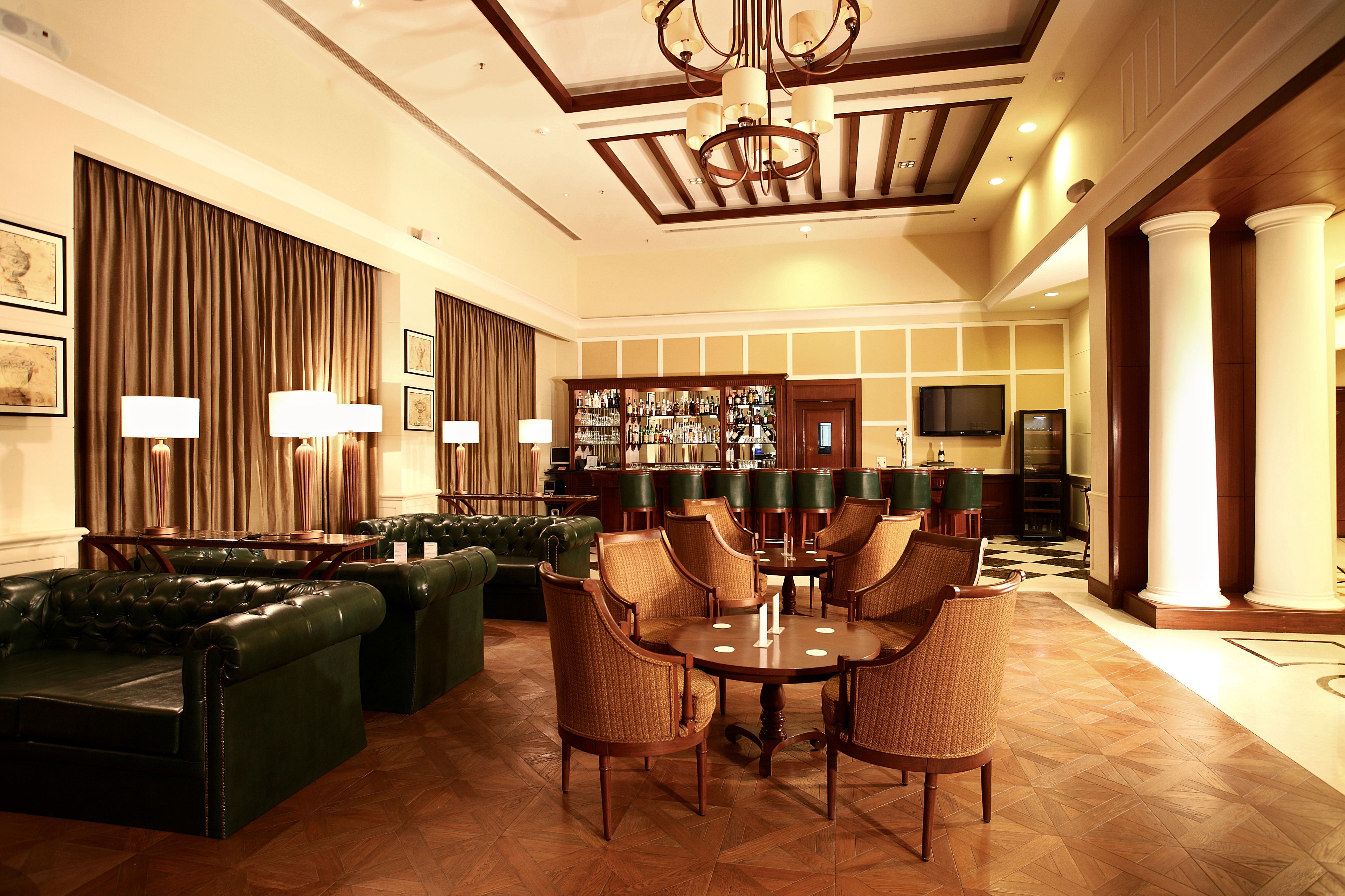 DLF Club 3 4*