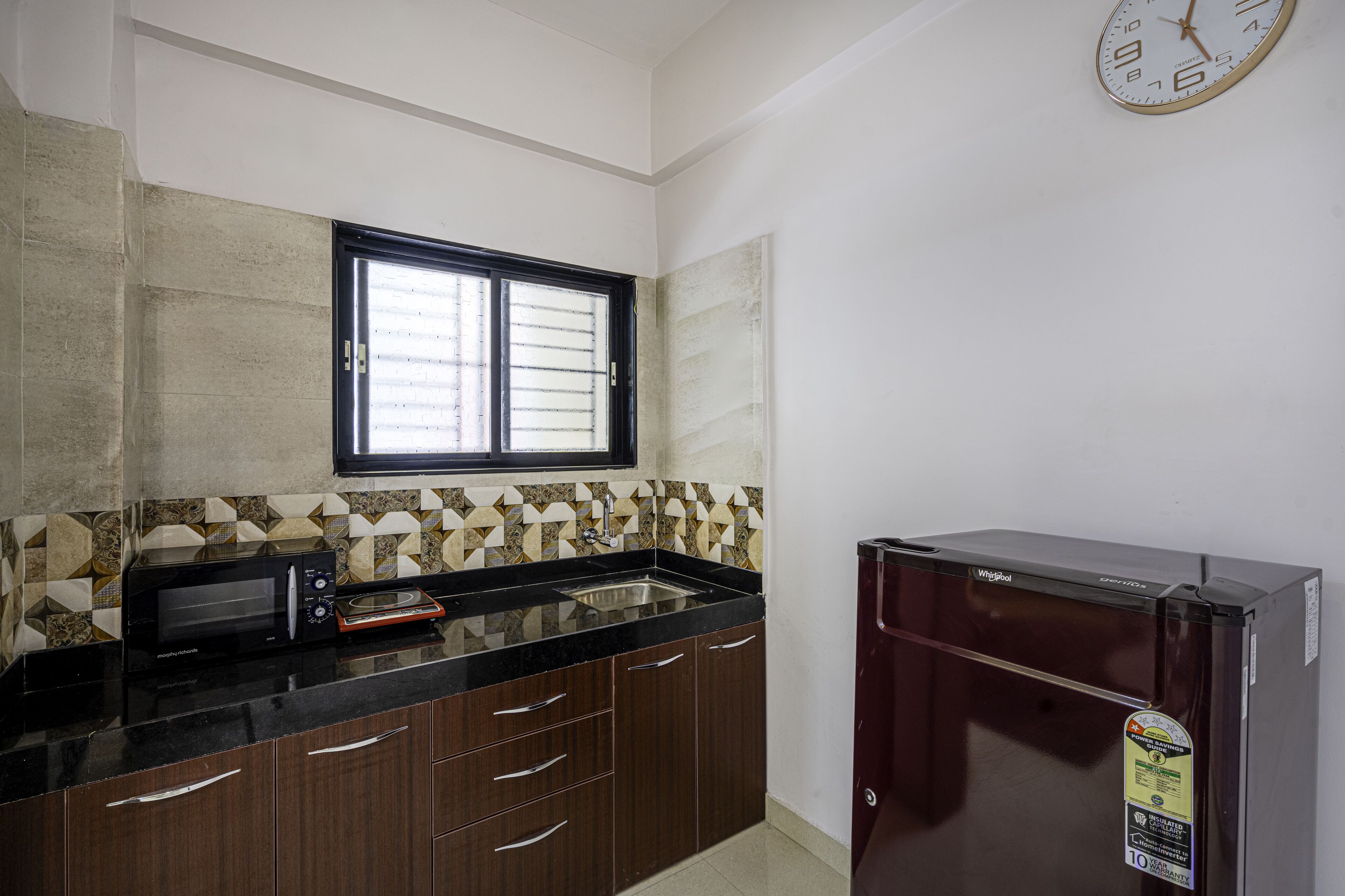 StayBird Divine Suites Business Hotel 3*