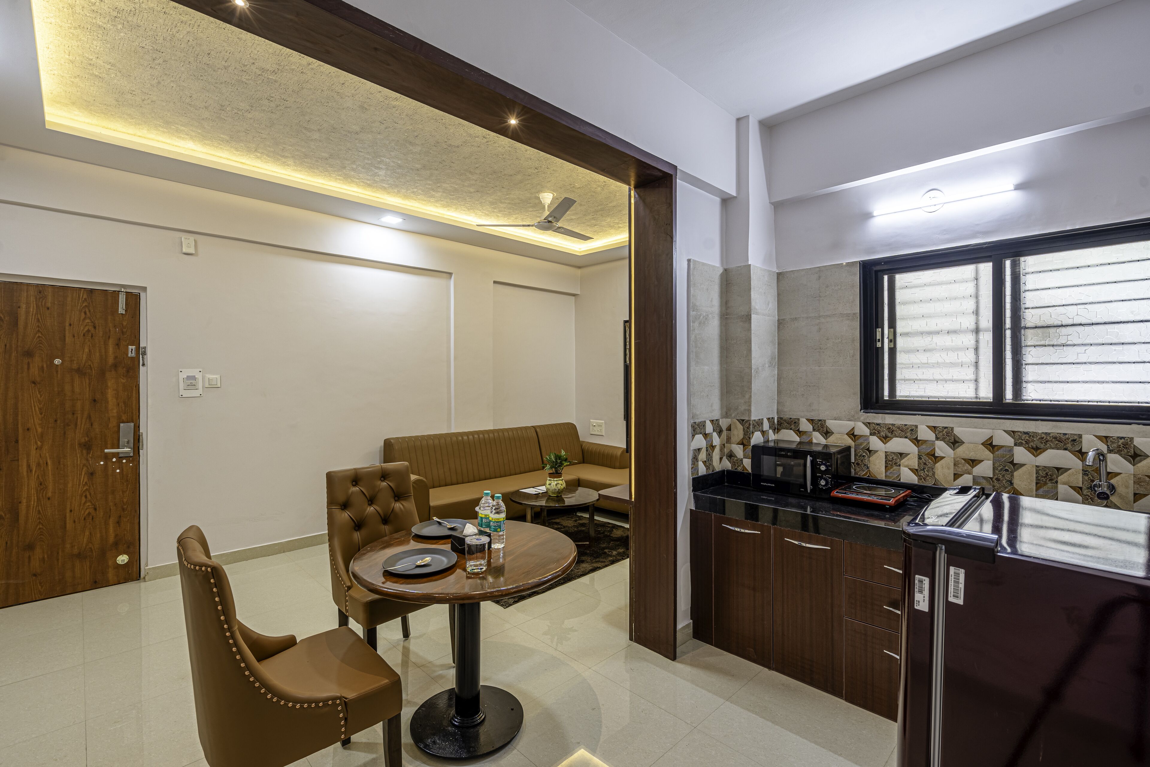 StayBird Divine Suites Business Hotel 3*