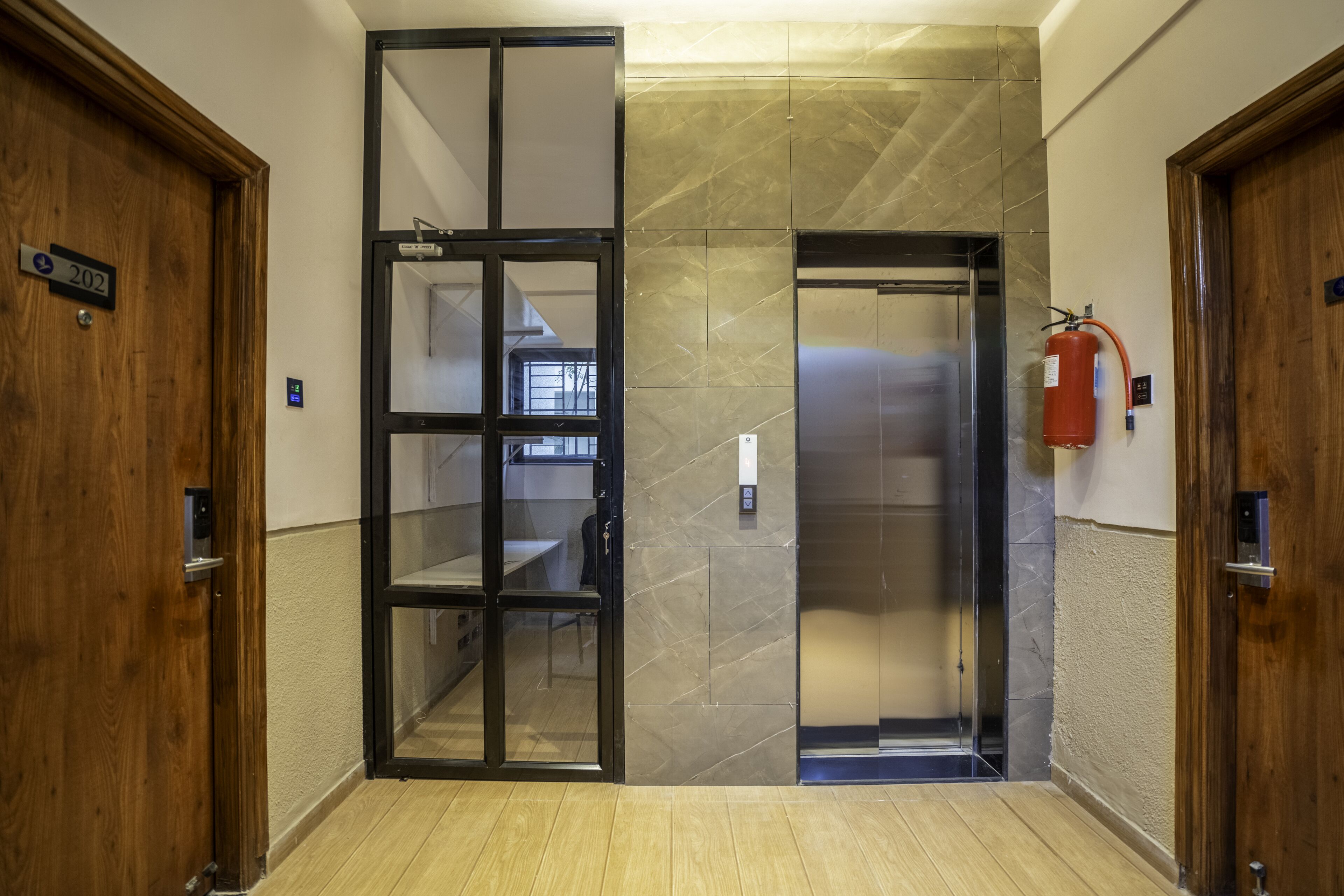 StayBird Divine Suites Business Hotel 3*