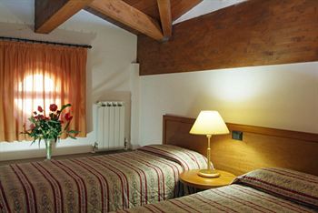 Hotel Duca Della Corgna 3*