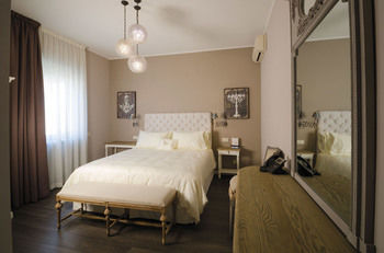 Like Home - Boutique Hotel 0*