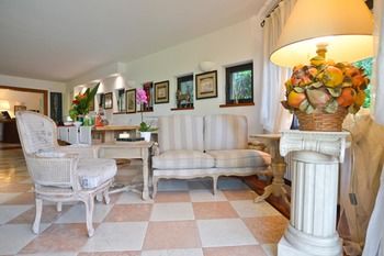 Like Home - Boutique Hotel 0*