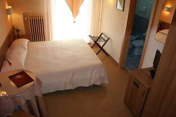 Hotel Diamante 3*