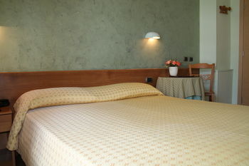 Hotel Diamante 3*