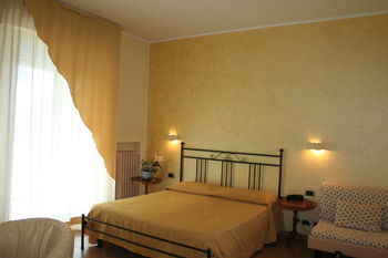 Hotel Diamante 3*
