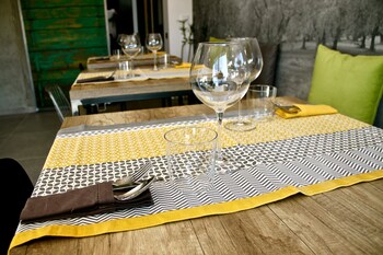 Pove 2.4 Hotel 3*