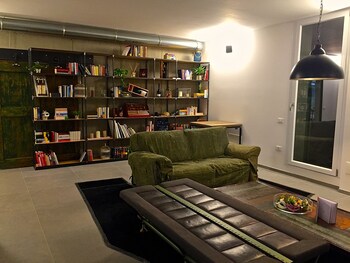 Pove 2.4 Hotel 3*