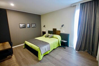 Pove 2.4 Hotel 3*