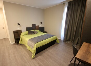 Pove 2.4 Hotel 3*