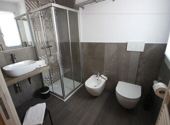 Pove 2.4 Hotel 3*