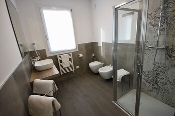 Pove 2.4 Hotel 3*