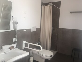 Pove 2.4 Hotel 3*