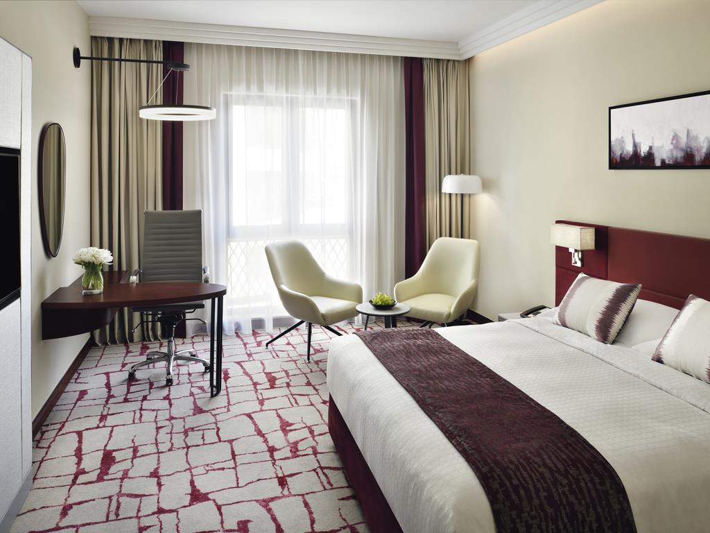 Туры в Movenpick Hotel & Apartments Bur Dubai