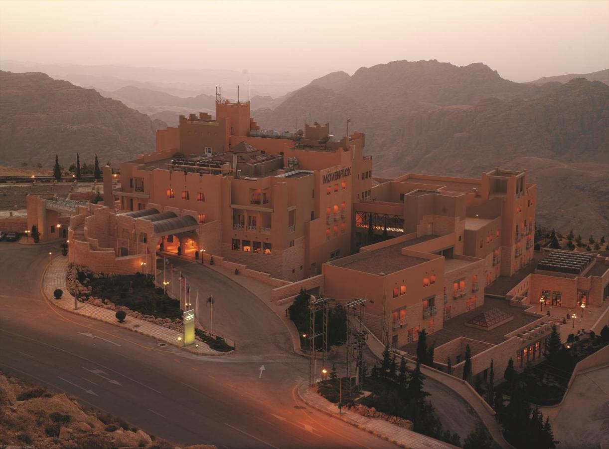 Туры в Movenpick Nabatean Castle Hotel