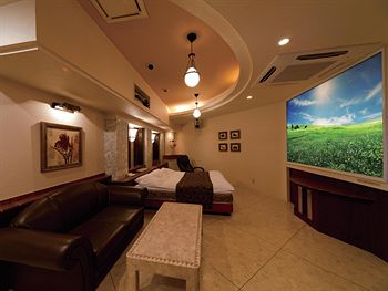 Hotel Fine Rokko Kita Ichibanchi 3*
