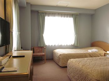 Hotel Harbour Yokosuka 3*
