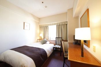 Central Hotel Yokosuka 3*