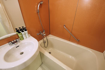 Comfort Inn Suwa Inter 3*