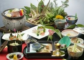 Shiga Park Hotel 3*