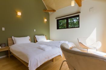 Gakuto Villas 0*