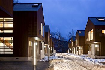 Gakuto Villas 0*