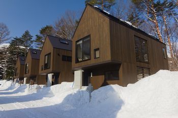Gakuto Villas 0*