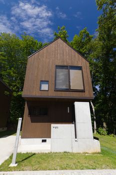 Gakuto Villas 0*