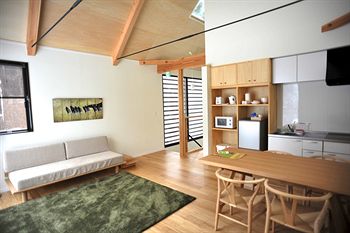 Gakuto Villas 0*