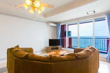 Okinawa Ocean Front Hotel 3*